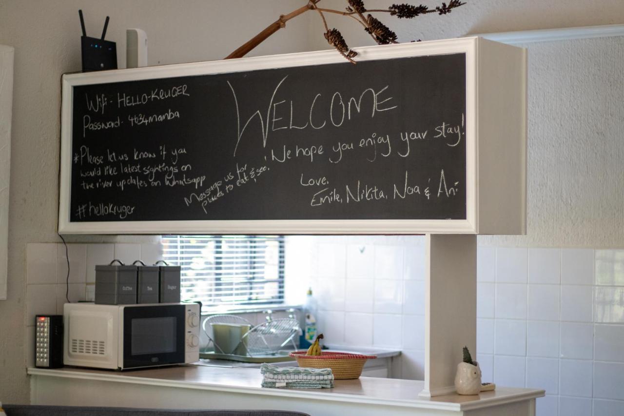 Hello Kruger Hideaway Cottage & Skilpad Studio Marloth Park Exteriör bild