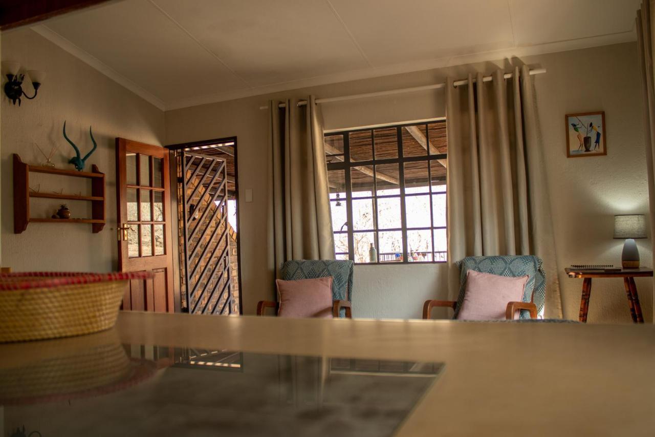 Hello Kruger Hideaway Cottage & Skilpad Studio Marloth Park Exteriör bild